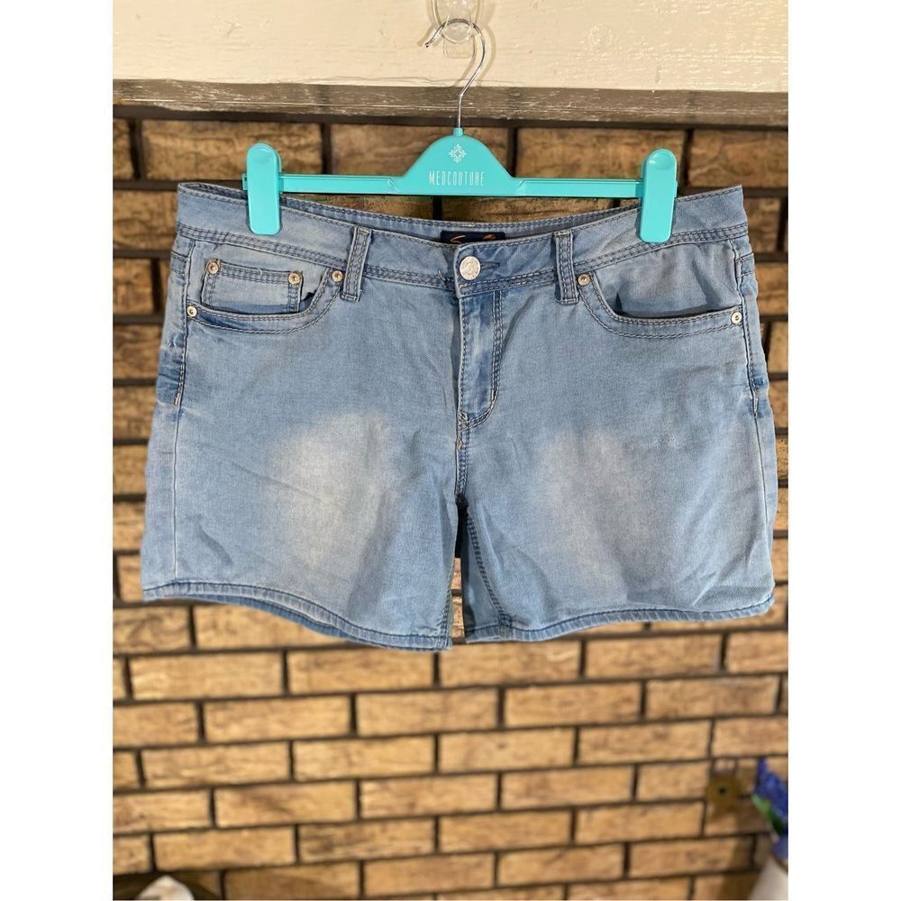 ‎Seven7 Women’s Jean Shorts